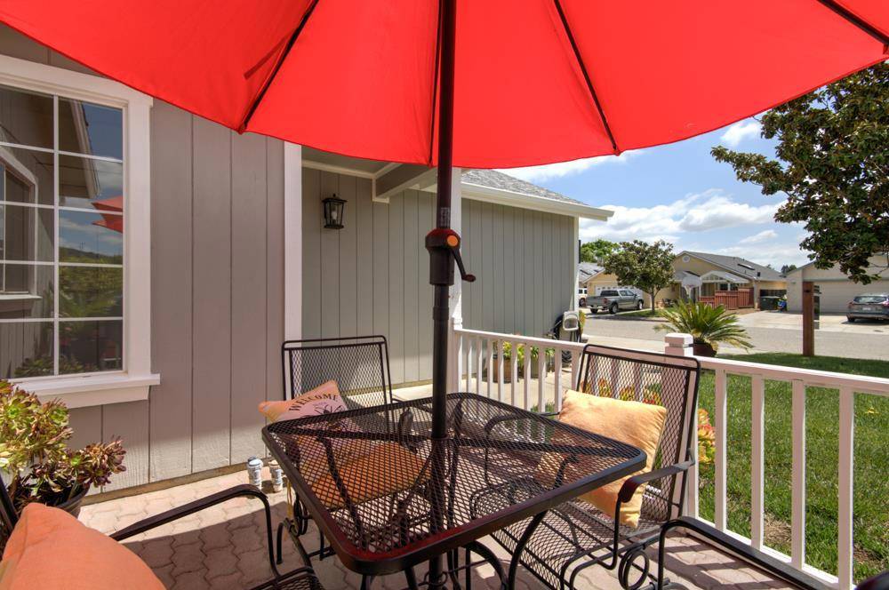 Morgan Hill, CA 95037,371 Calle Cabezal