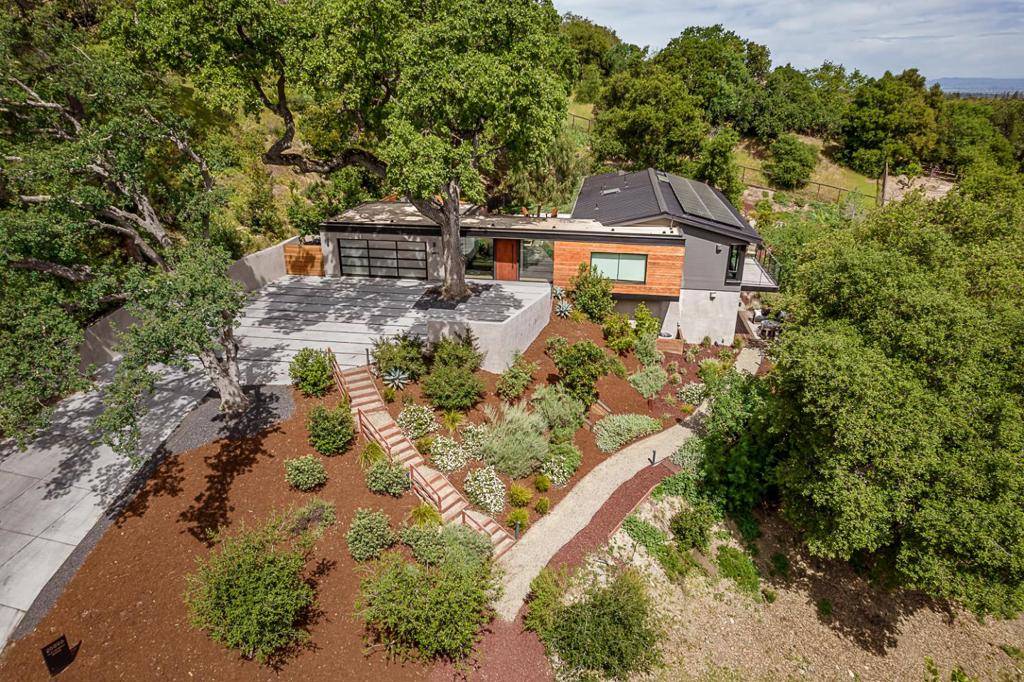Los Altos Hills, CA 94022,26896 Alejandro DR