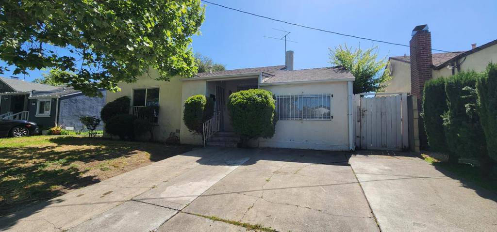 Oakland, CA 94603,300 Catron DR