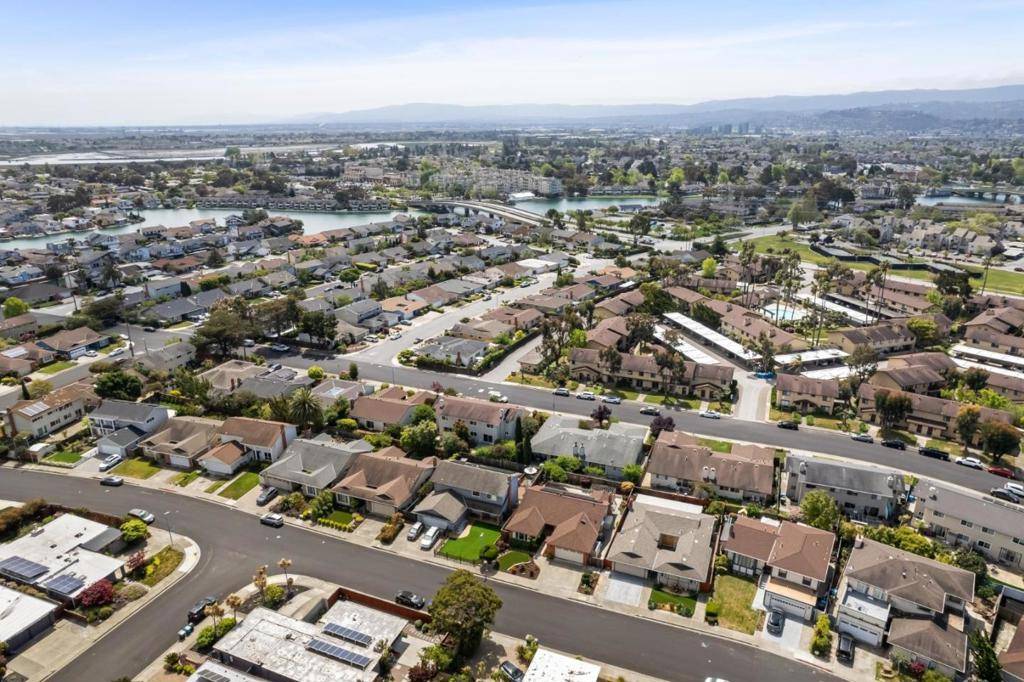 Foster City, CA 94404,858 Chrysopolis DR