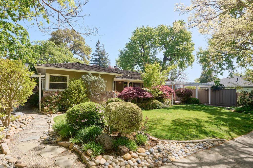 Redwood City, CA 94062,83 Nevada ST