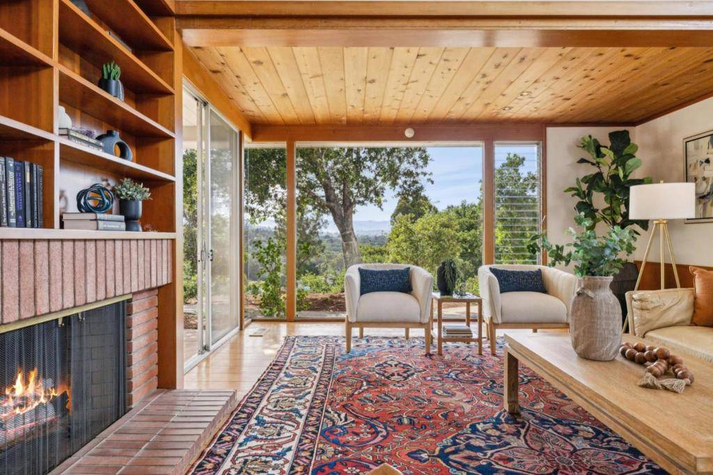 Los Altos Hills, CA 94022,12675 La Cresta DR