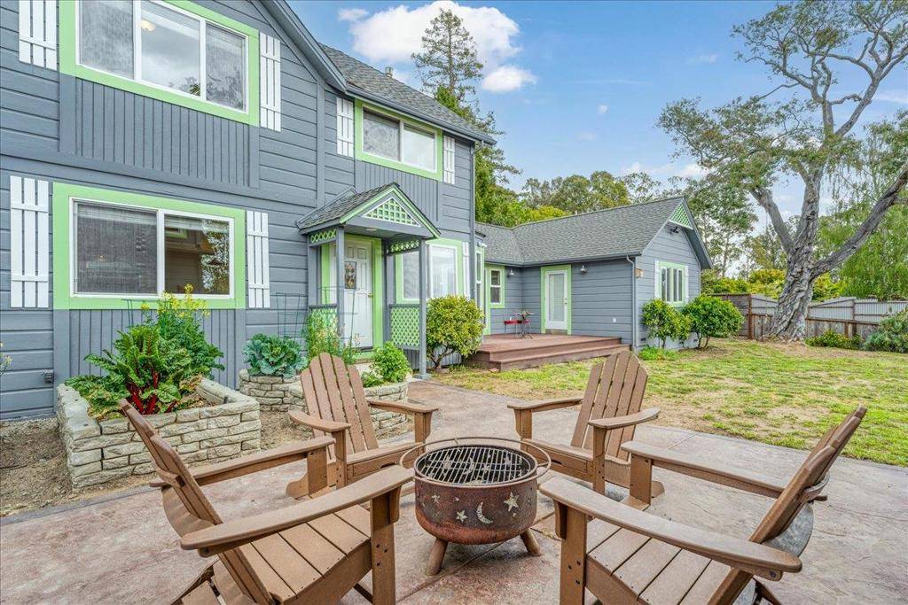 Santa Cruz, CA 95062,334 Park WAY