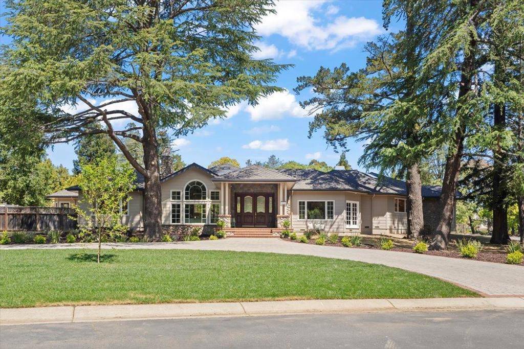 Saratoga, CA 95070,18843 Montewood CT