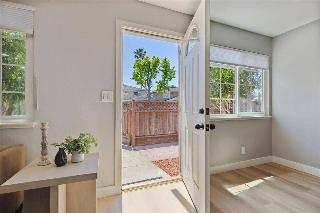 San Jose, CA 95123,5715 Calmor AVE #1