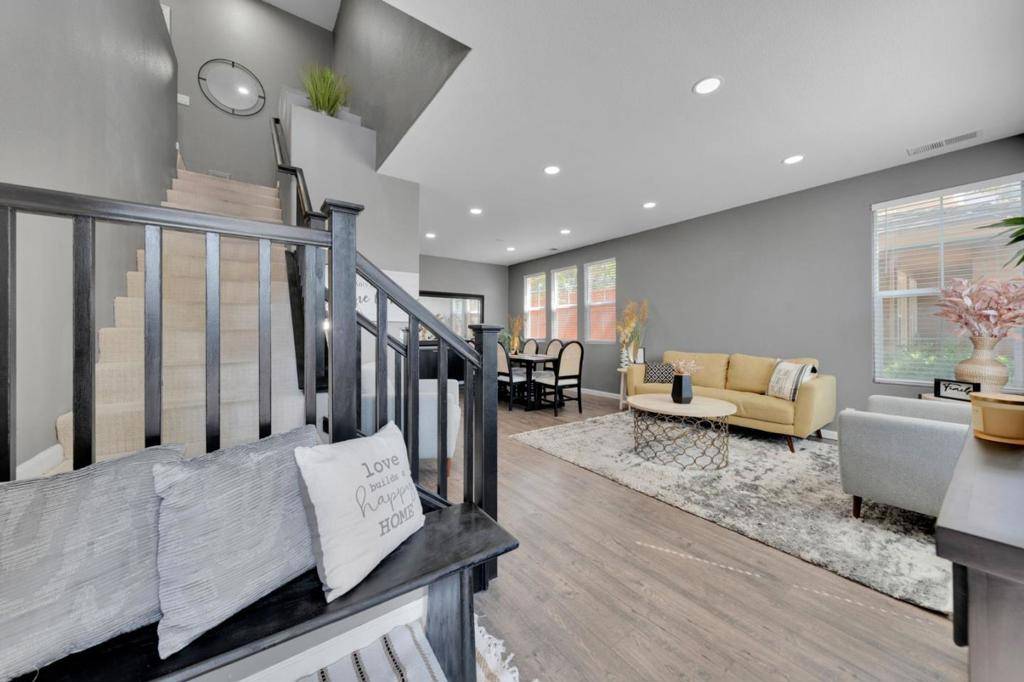 San Jose, CA 95136,3023 Canoas Villa