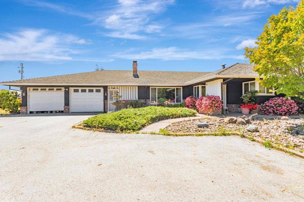 San Martin, CA 95046,14205 Sycamore AVE