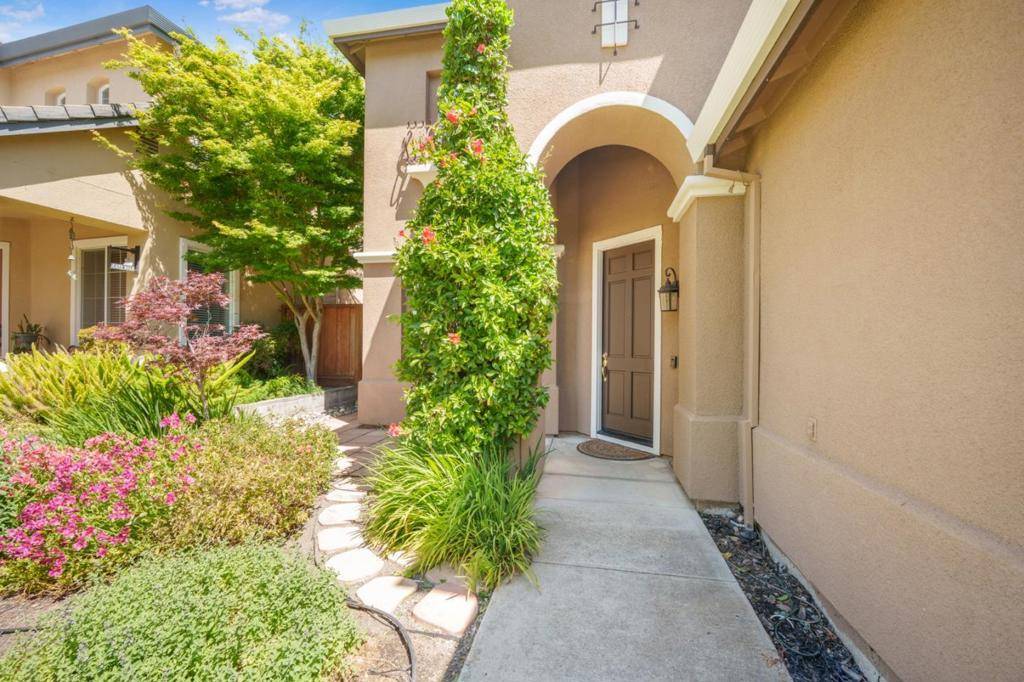 Gilroy, CA 95020,1429 Goshawk CT