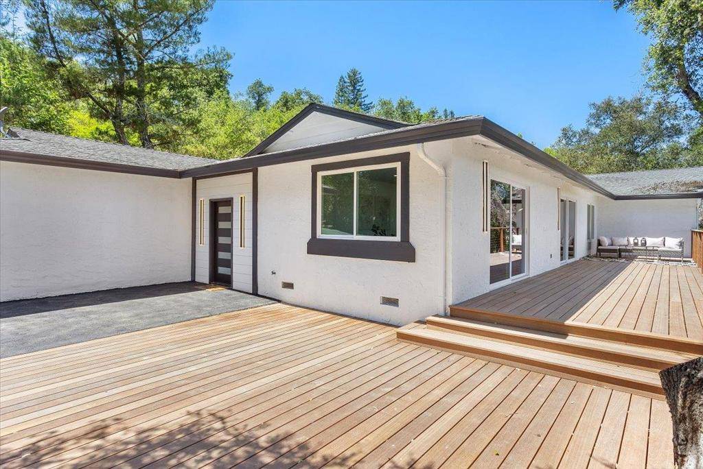 17060 Lon RD, Los Gatos, CA 95033