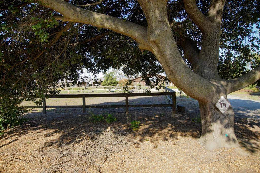 Hollister, CA 95023,6200 Frye LN