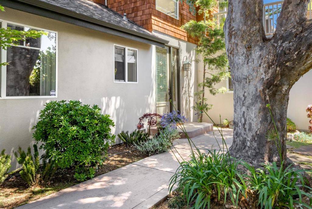 Santa Cruz, CA 95060,130 Getchell ST