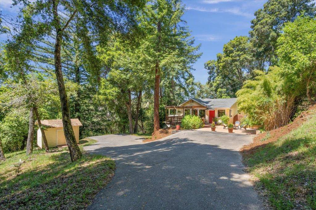 Felton, CA 95018,11949 Lakeshore DR