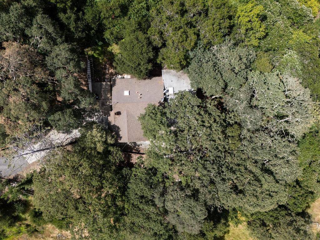 Los Altos Hills, CA 94022,27440 Elena RD