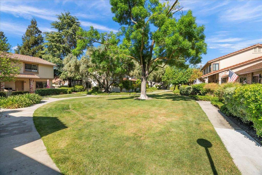 San Jose, CA 95123,447 Colony Knoll DR
