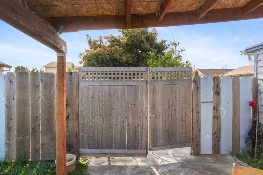Salinas, CA 93905,129 N Filice ST