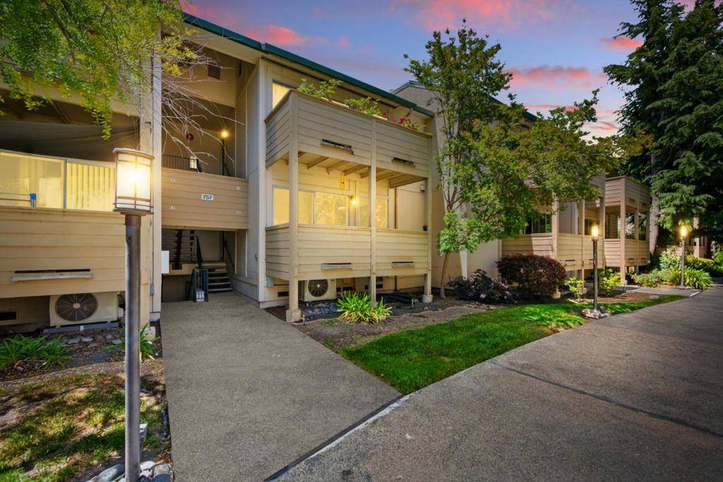 757 N Fair Oaks AVE #3, Sunnyvale, CA 94085