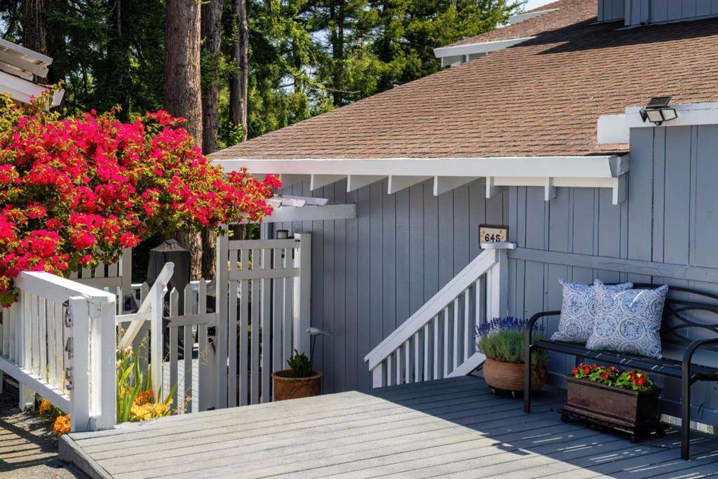 Aptos, CA 95003,645 Skyward DR