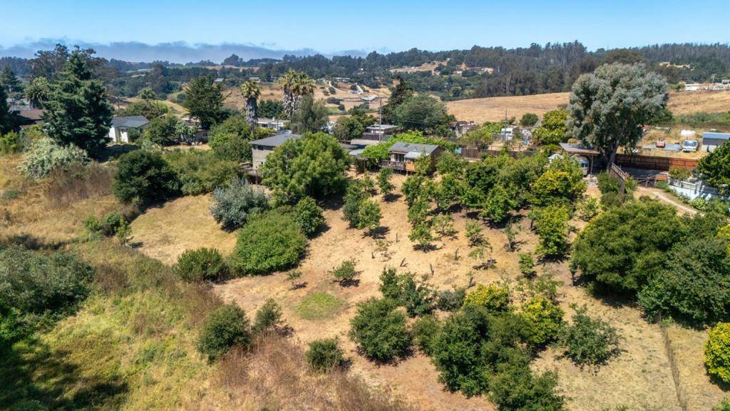 Watsonville, CA 95076,222 Manfre RD