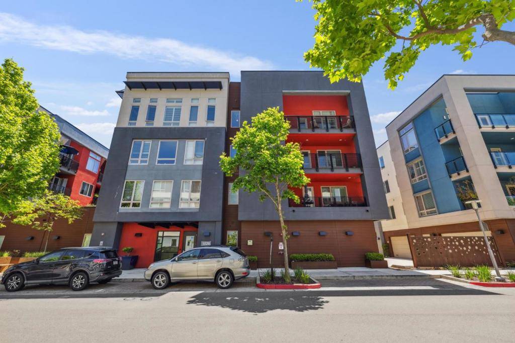 1028 Foster Square LN #404, Foster City, CA 94404