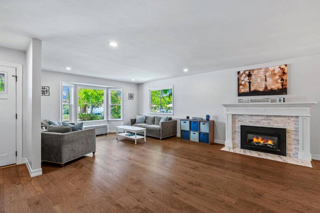 San Jose, CA 95124,5472 Laura DR