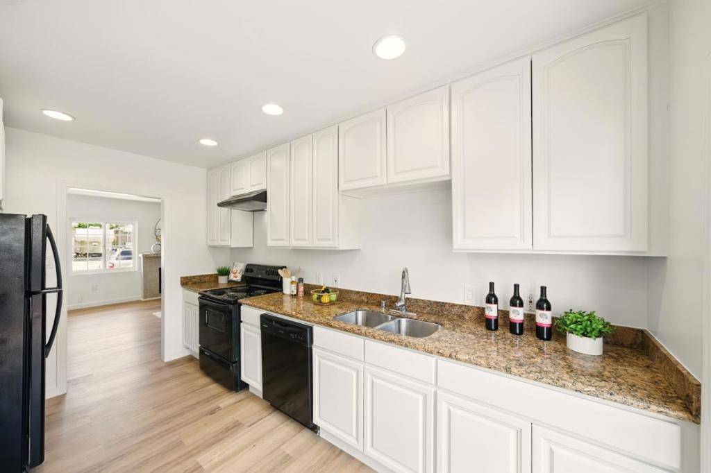 Hayward, CA 94544,27239 Dunbar PL