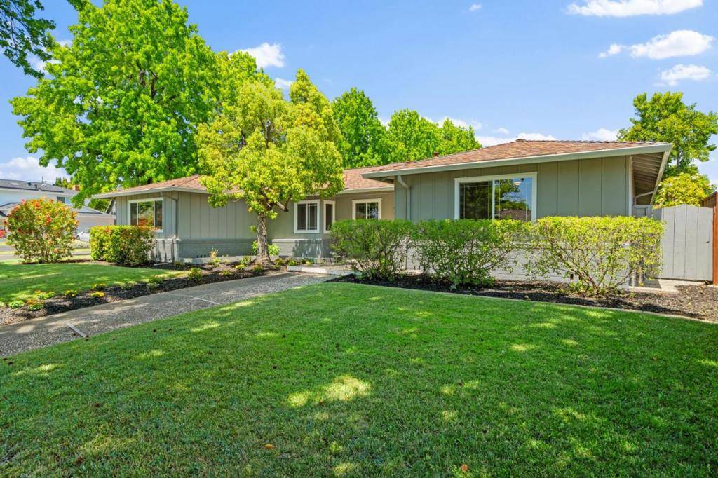San Jose, CA 95124,1729 Husted AVE