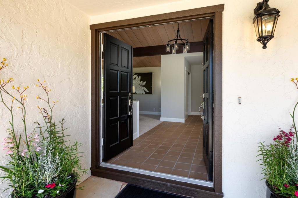 Palo Alto, CA 94304,2957 Alexis DR