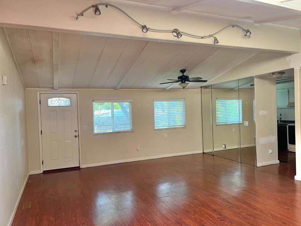 San Jose, CA 95136,260 Mountain Springs DR