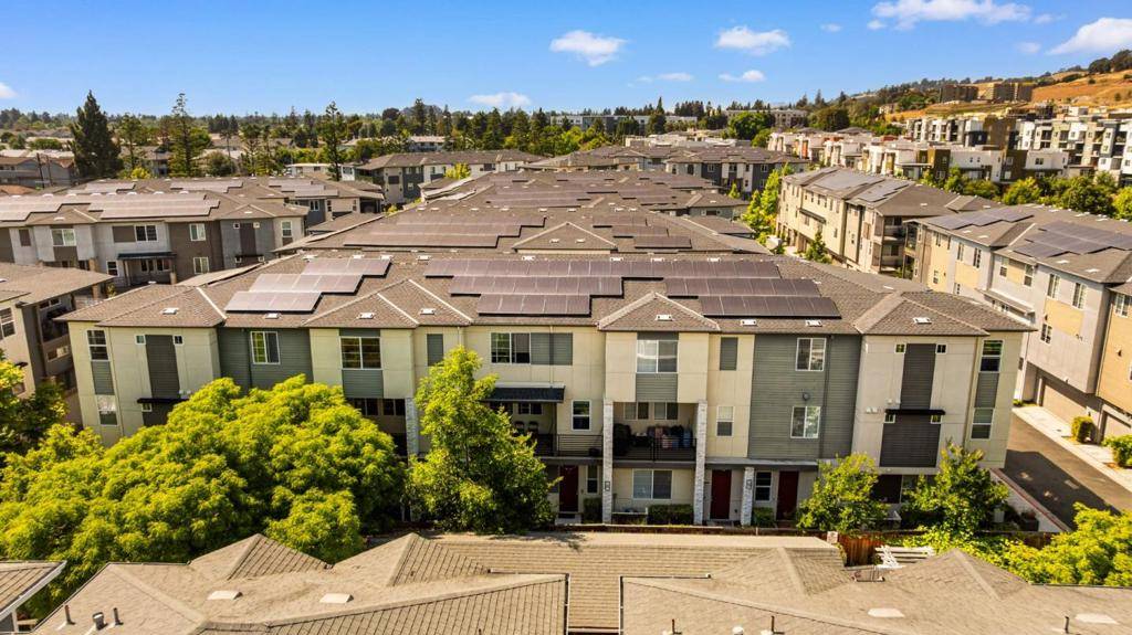 395 Rhythm LN, Hayward, CA 94544