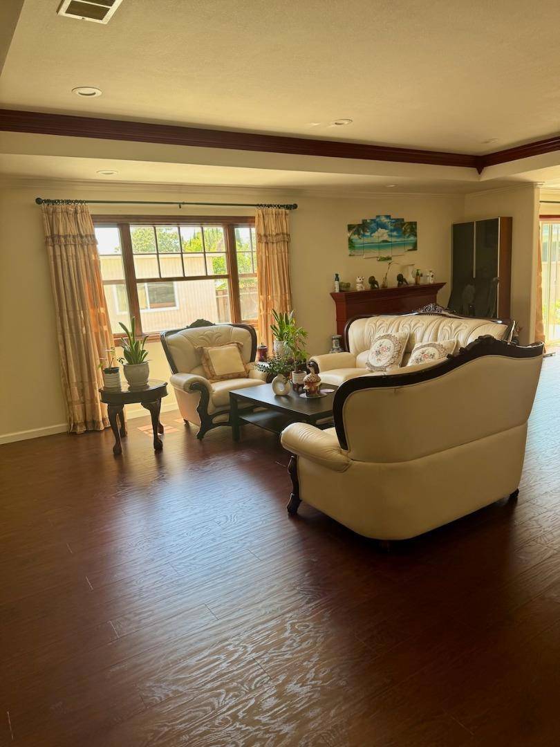 San Jose, CA 95132,2009 Stonewood LN