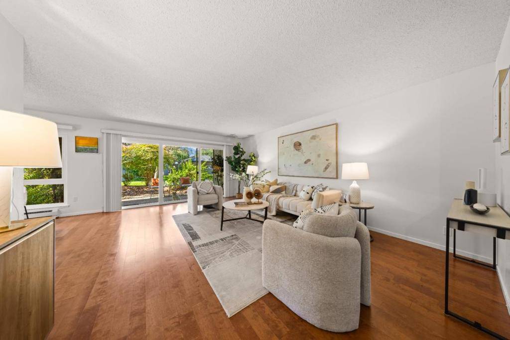 Santa Clara, CA 95051,121 Buckingham DR #27