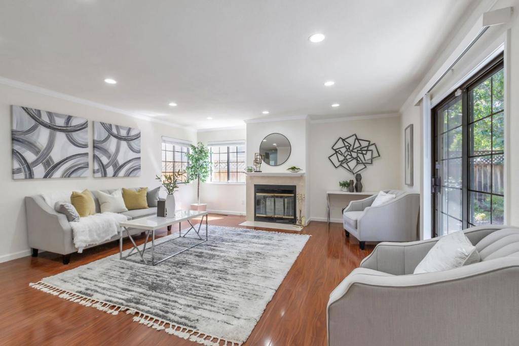 Cupertino, CA 95014,957 Vernie CT