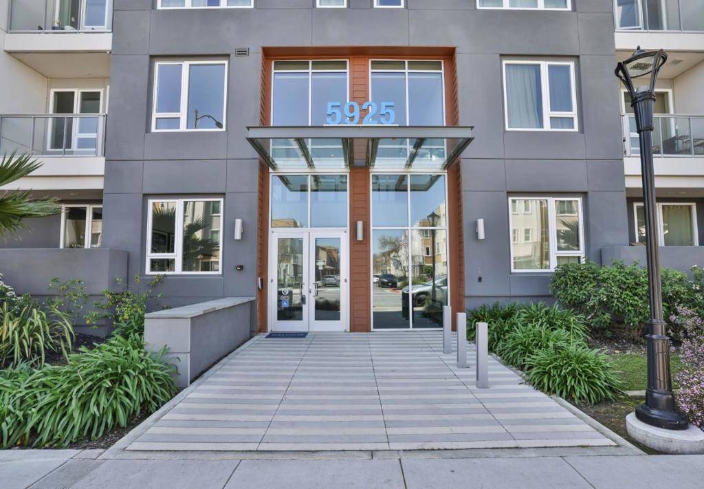 5925 Charlotte DR #204, San Jose, CA 95123
