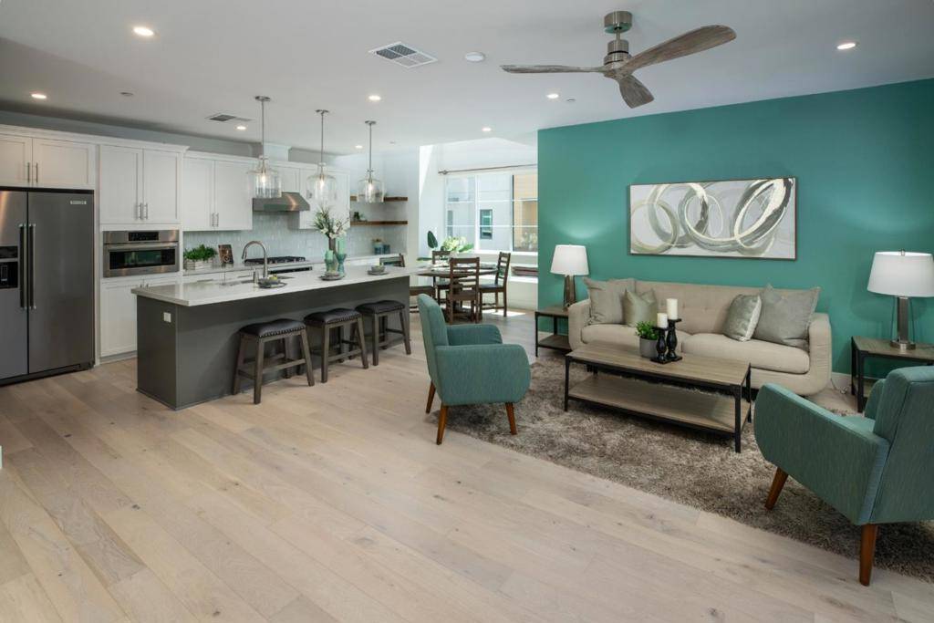 Los Gatos, CA 95032,15117 Shore DR
