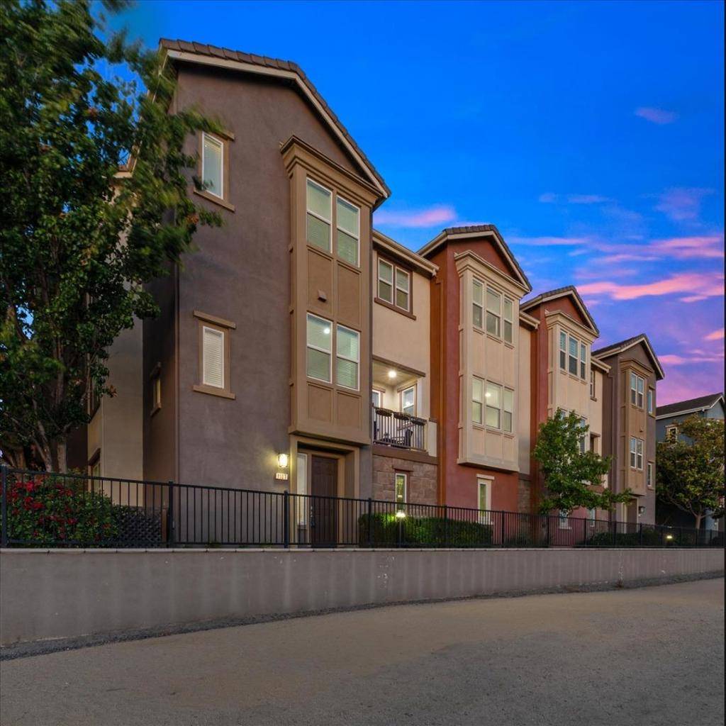 Milpitas, CA 95035,1507 Canal ST