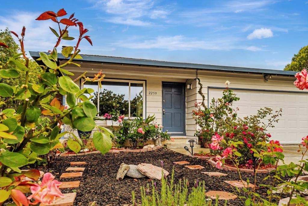 2259 Chanticleer AVE, Santa Cruz, CA 95062