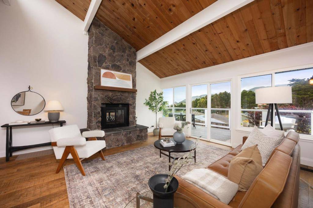475 4th ST, Montara, CA 94037