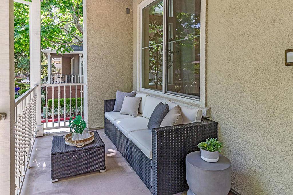 Mountain View, CA 94041,138 Iris DR