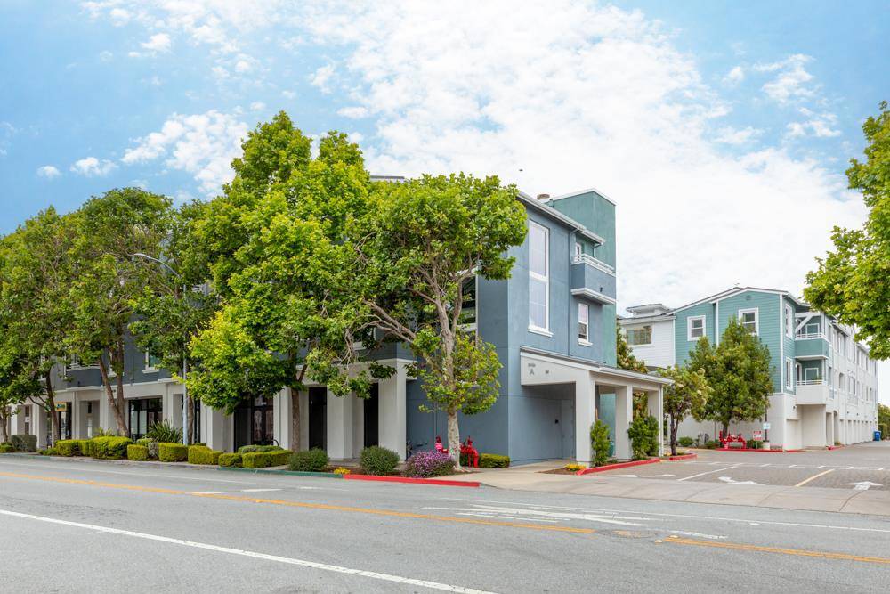 1066 41st AVE #A302, Capitola, CA 95010