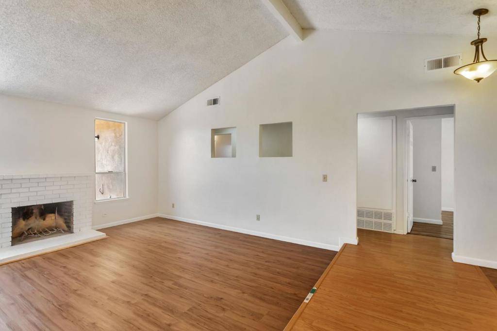 Vallejo, CA 94589,149 Drytown CT