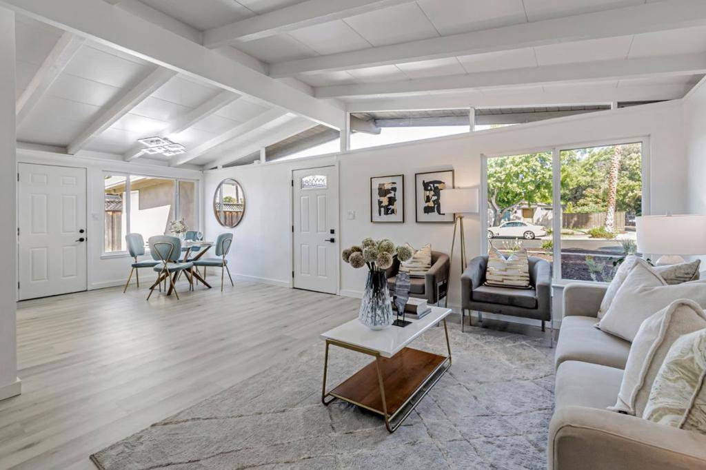 Sunnyvale, CA 94089,761 Lakeknoll DR