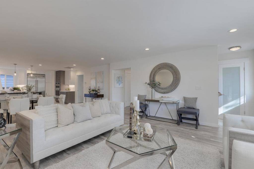 East Palo Alto, CA 94303,116 Daphne WAY
