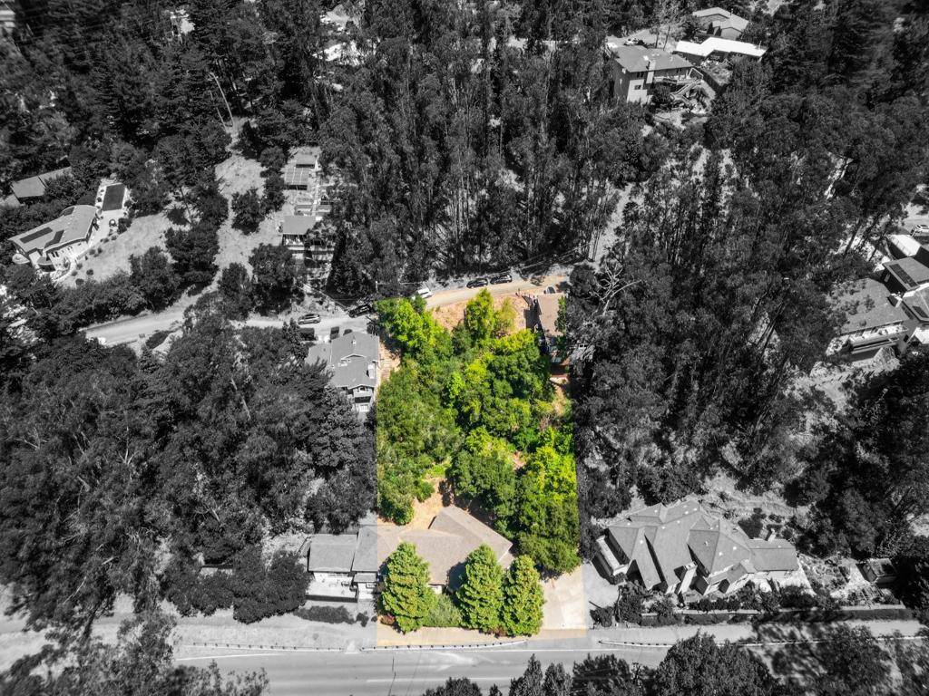 Oakland, CA 94611,7220 Woodrow DR