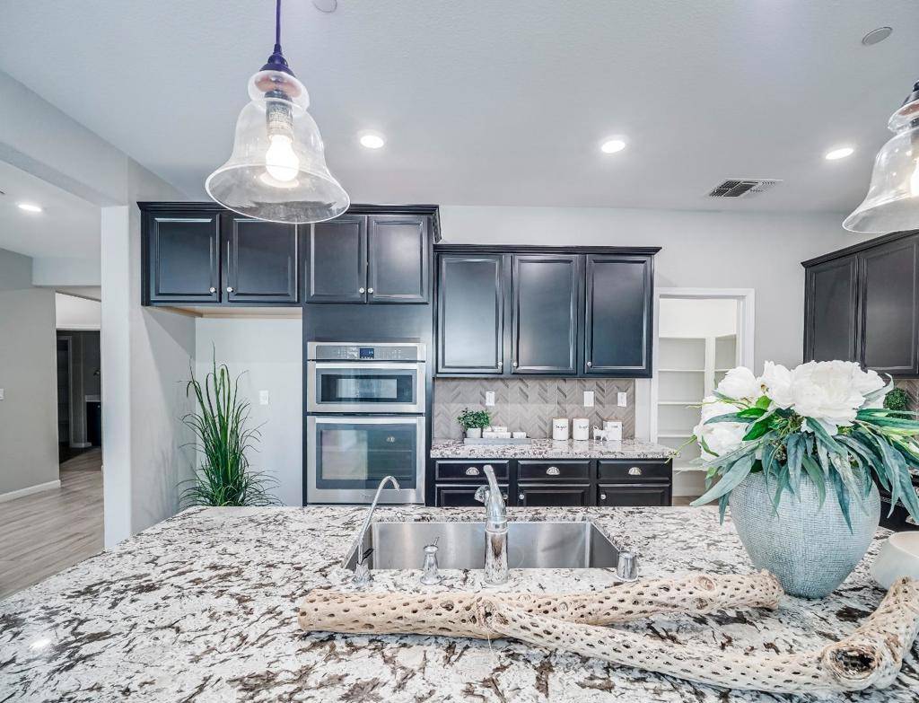 Gilroy, CA 95020,2531 Apple Tree WAY