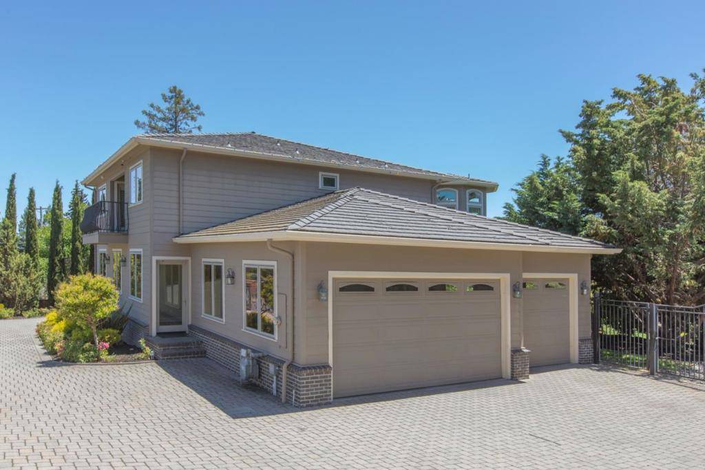 Redwood City, CA 94062,436 Summit DR