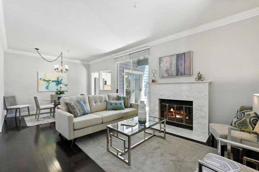 CA 94065,425 Cork Harbour CIR #G