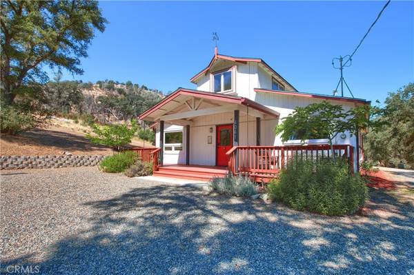 4041 Old Highway, Mariposa, CA 95338