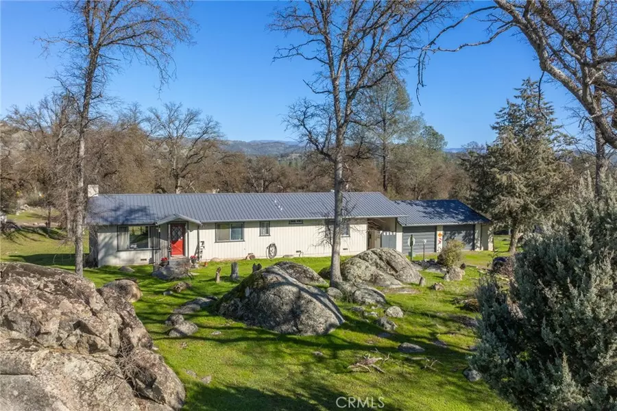 4262 Old Highway, Mariposa, CA 95338