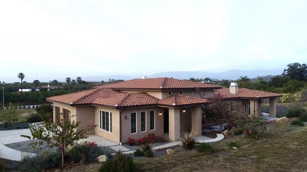 Valley Center, CA 92082,30065 Stone Summit Drive