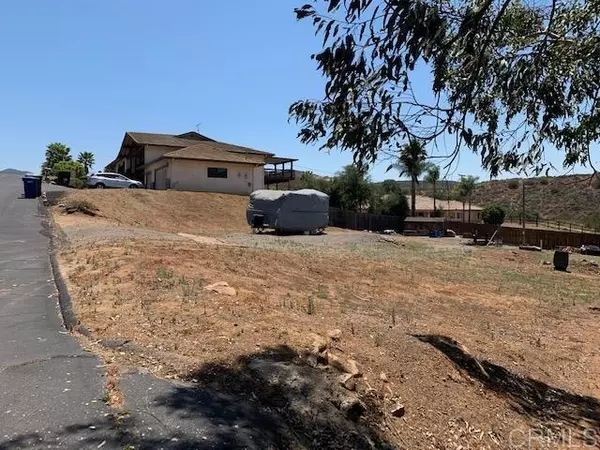 Vista, CA 92084,29955 Robbie LN